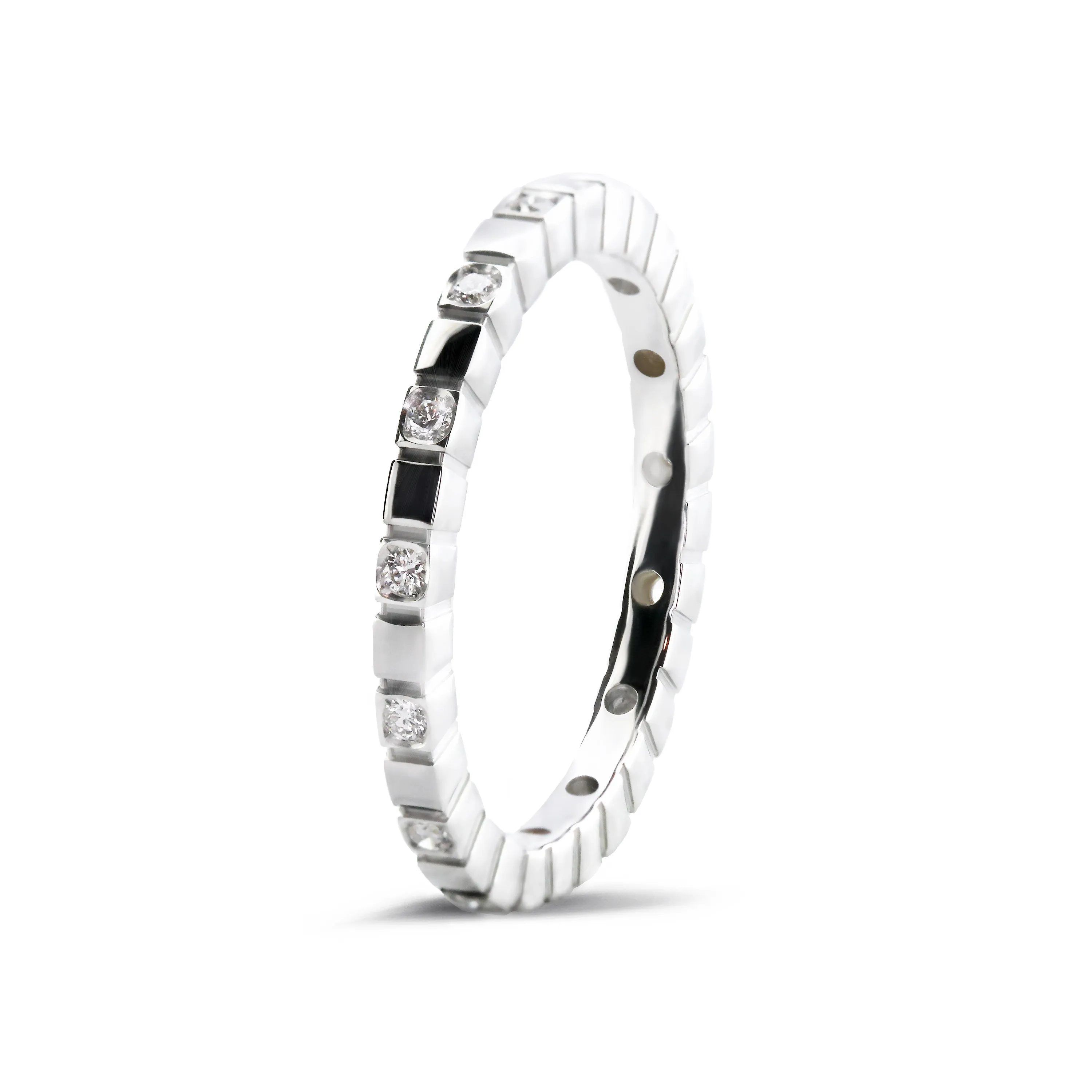 0.07 quilates anillo cuadros de diamantes de combinación en oro blanco 