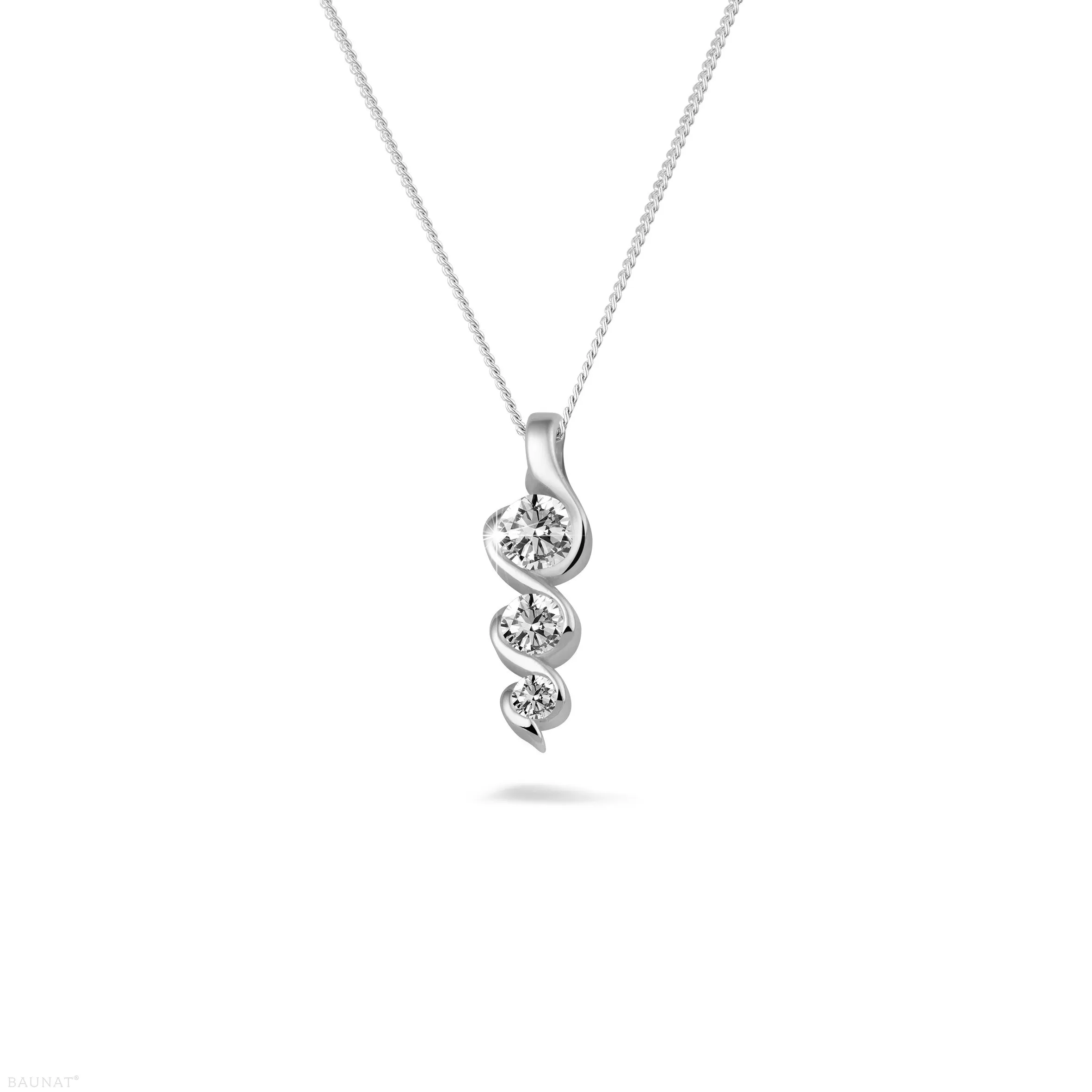 0.38 quilates trilogía colgante diamante en platino 