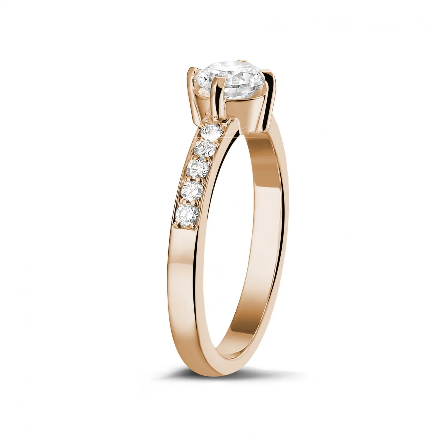 0.70 quilates anillo solitario diamante en oro rojo con diamantes en los lados 