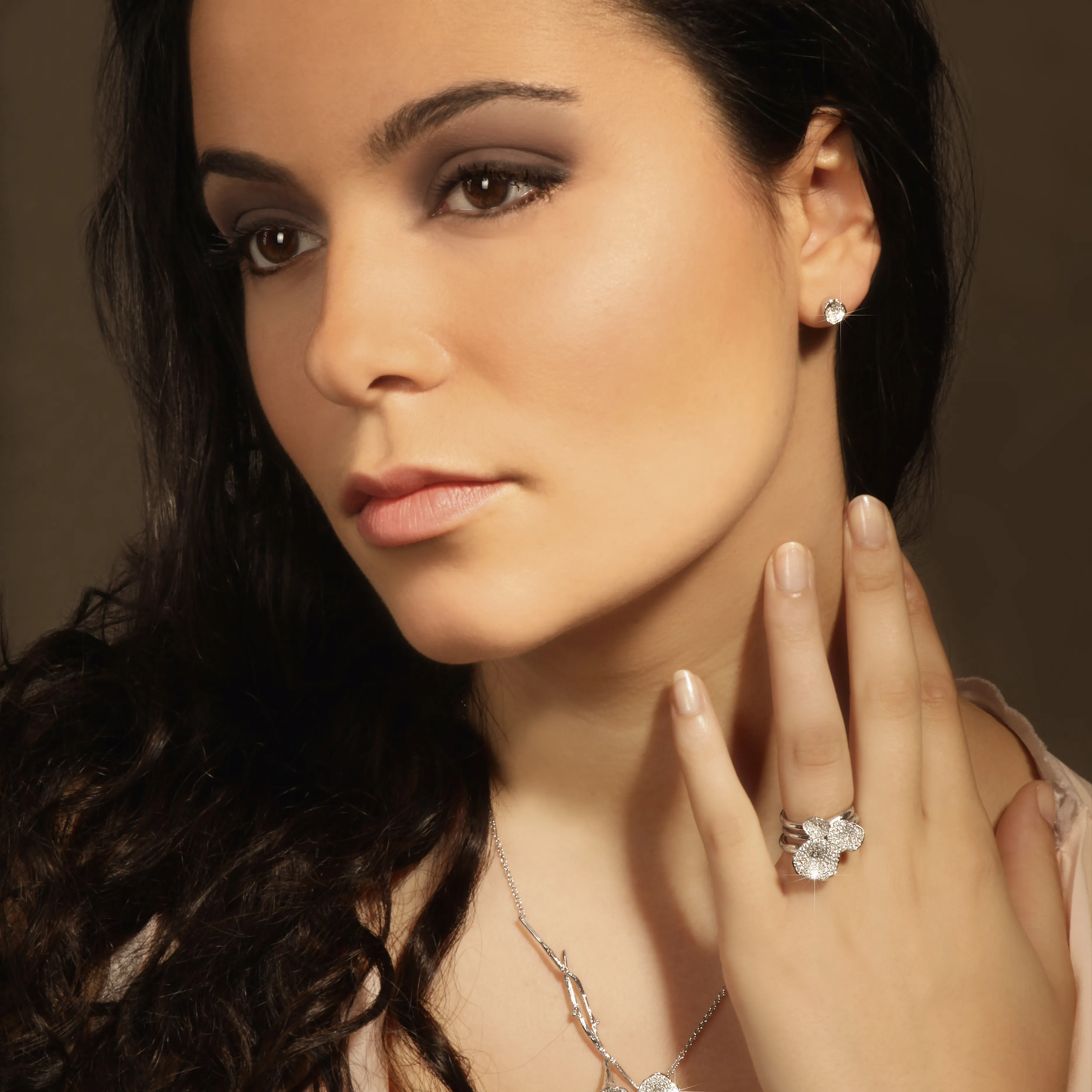 0.73 quilates gargantilla diamante diseño en platino 