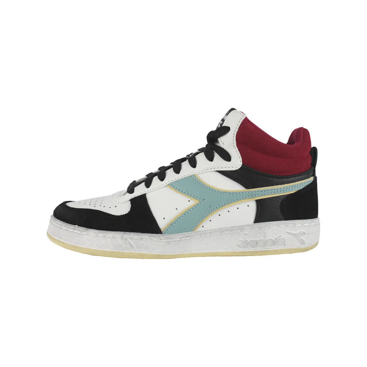 501.179009 D0096 White/Black/Lychee