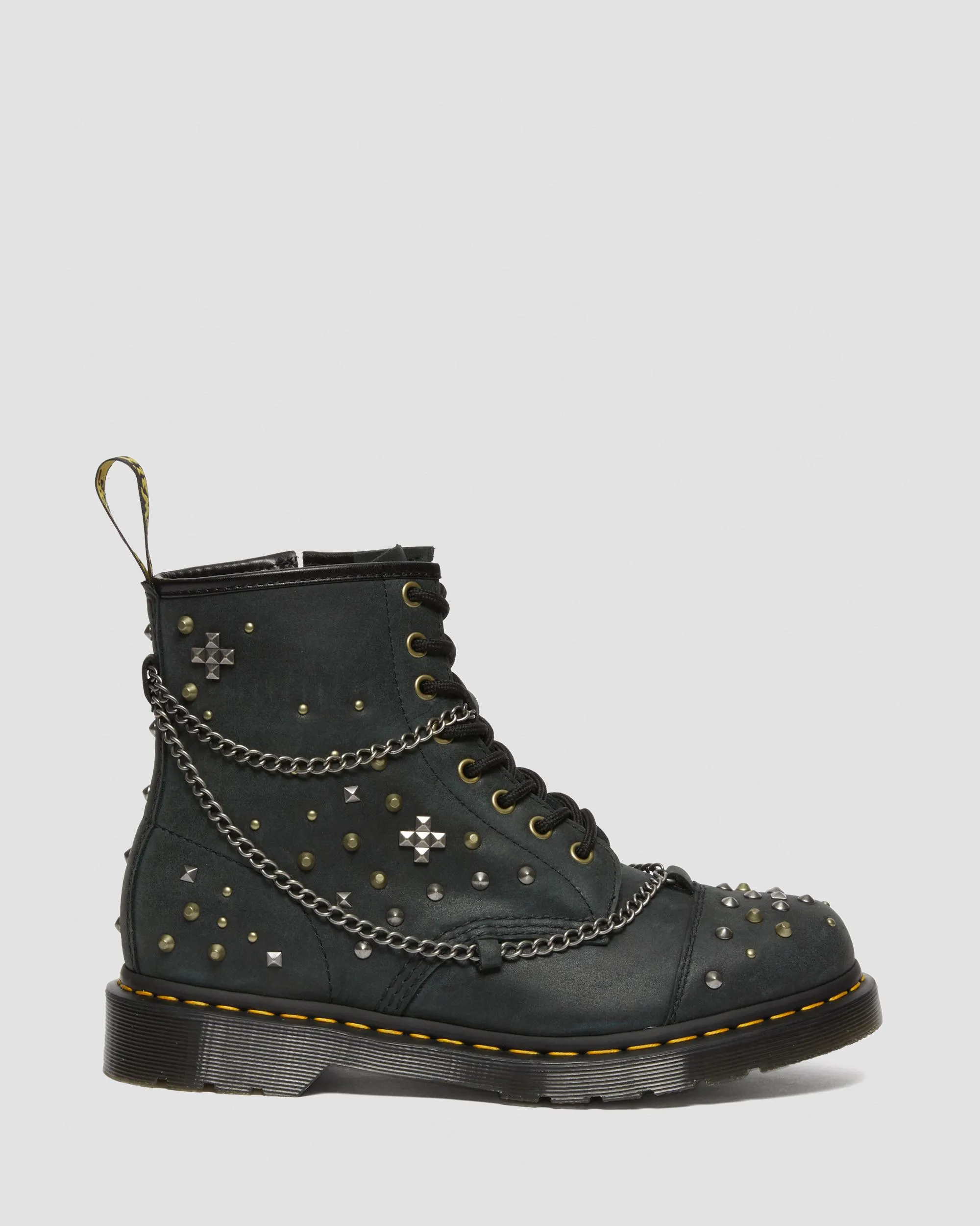 Botas 1460 en piel con tachuelas y cadenas