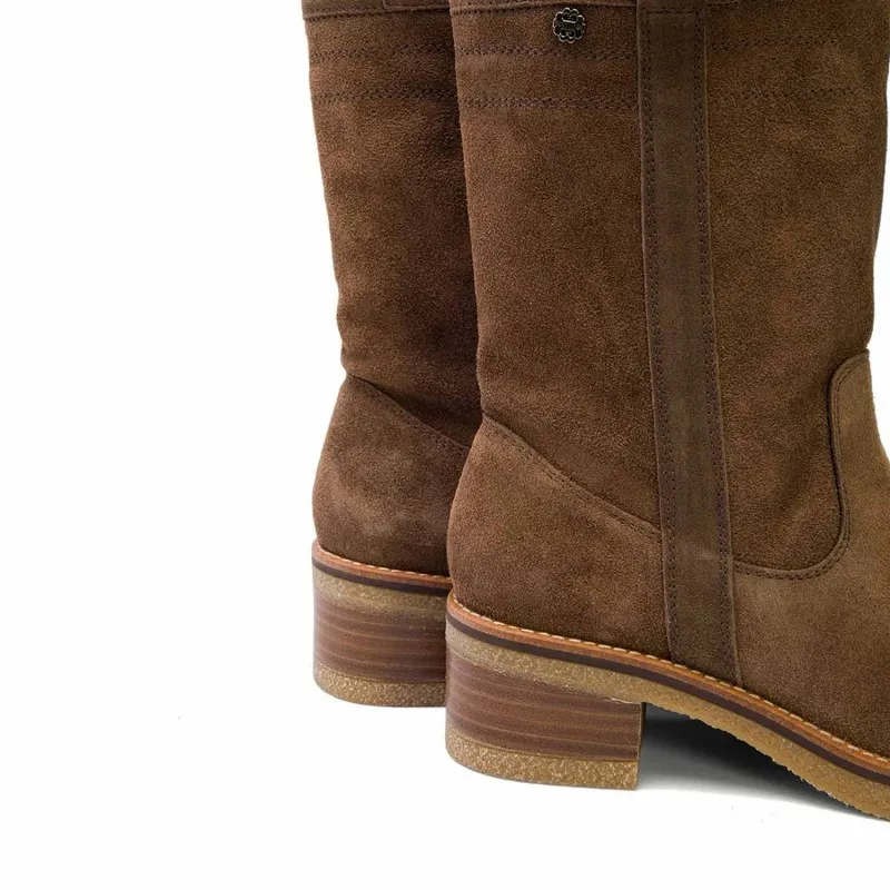 BOTAS PLANAS MOKA CON TIRADORES PAULA