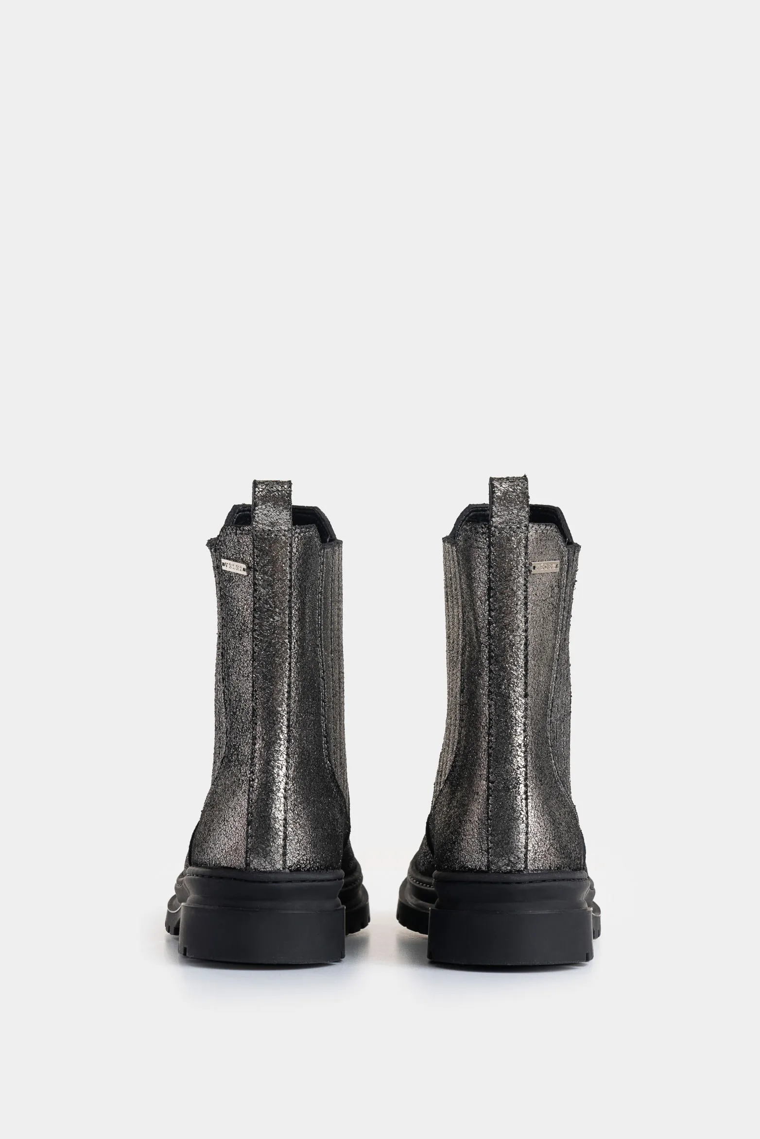 Botines Orión de cuero folia para mujer silueta Chelsea