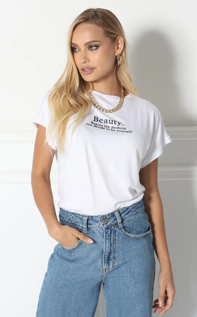 Camiseta Blanca Estampada Beauty ♡ Navissi