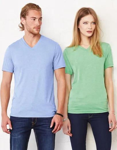 Camiseta cuello V Triblend unisex