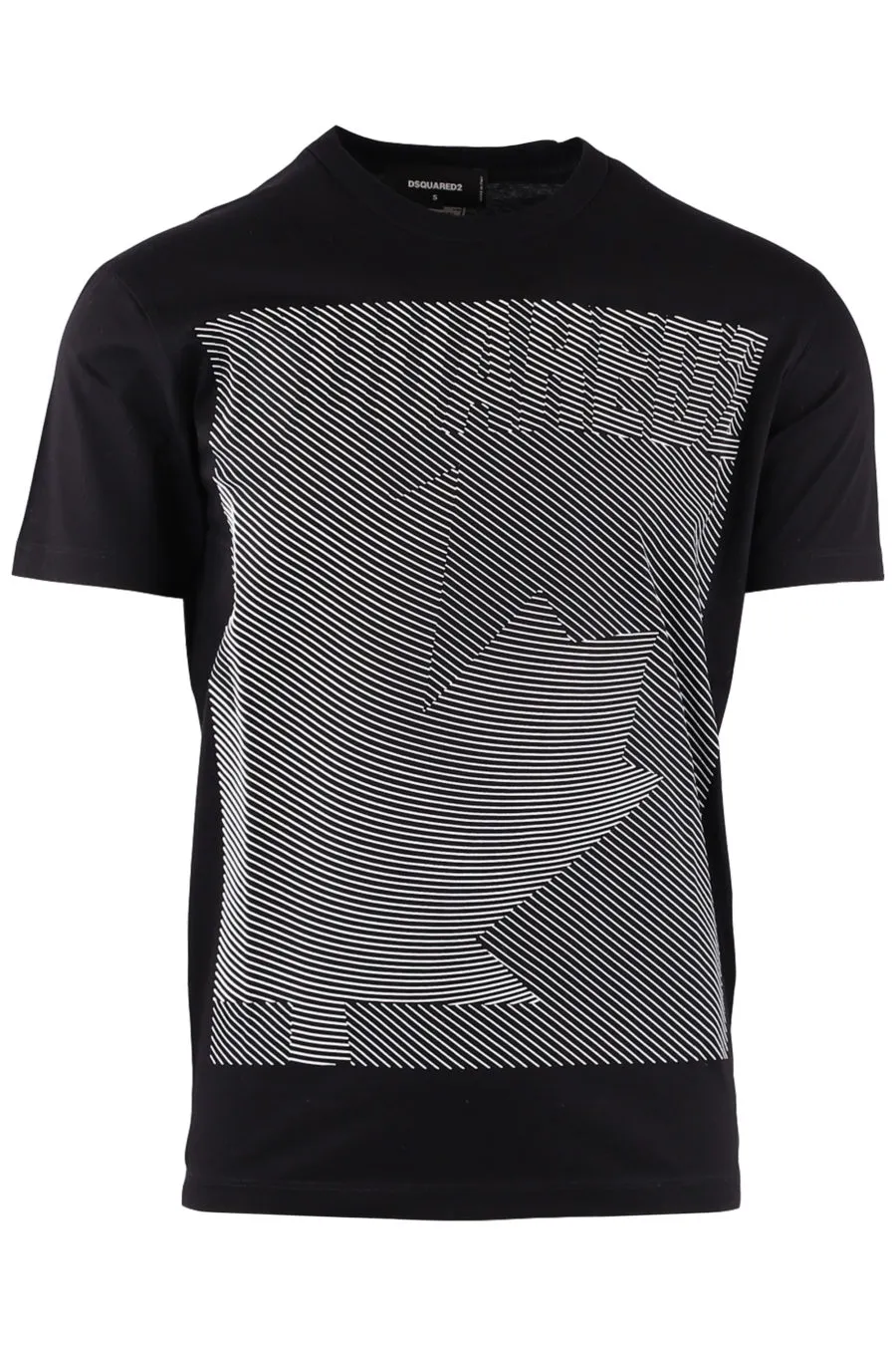 Camiseta negra con logo en lineas blancas