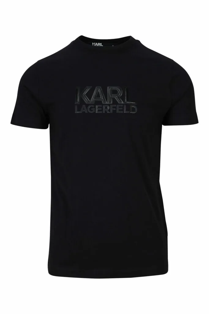 Camiseta negra con maxilogo de goma monocromático