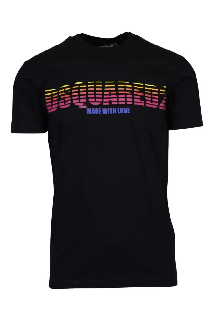 Camiseta negra con maxilogo multicolor retro