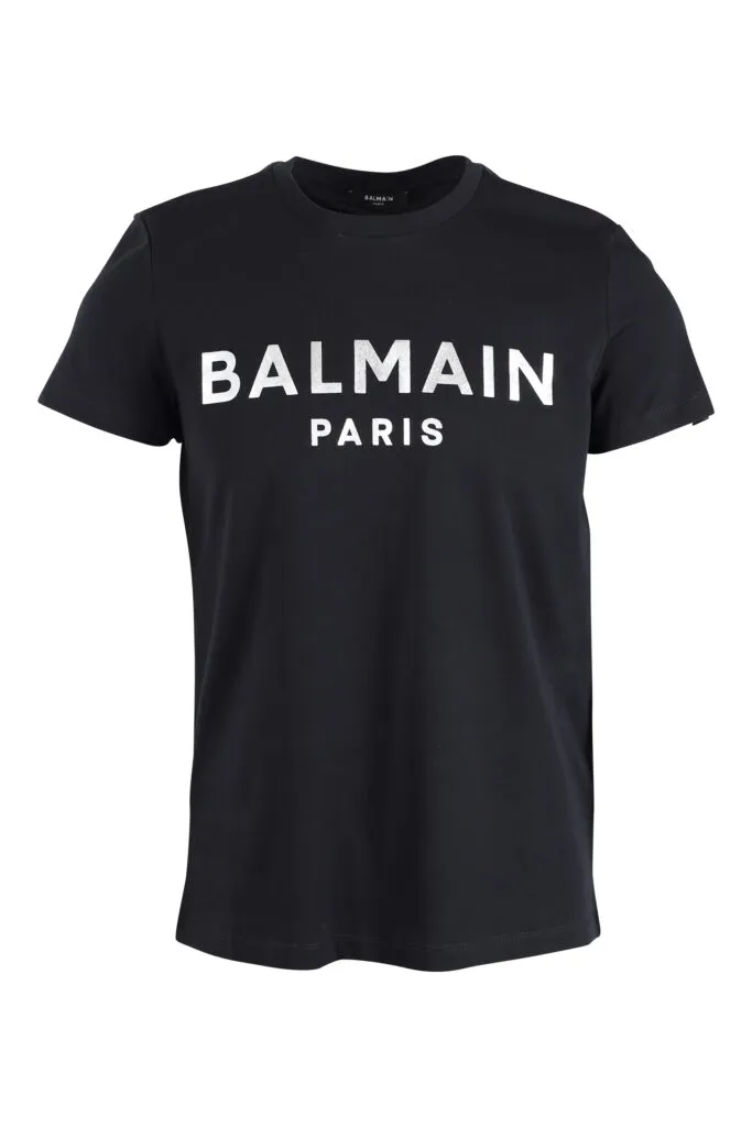 Camiseta negra con maxilogo plateado 