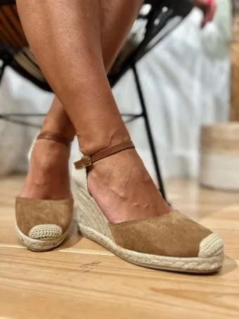 Cuña Antelina Pulsera KYTHERA Marrón