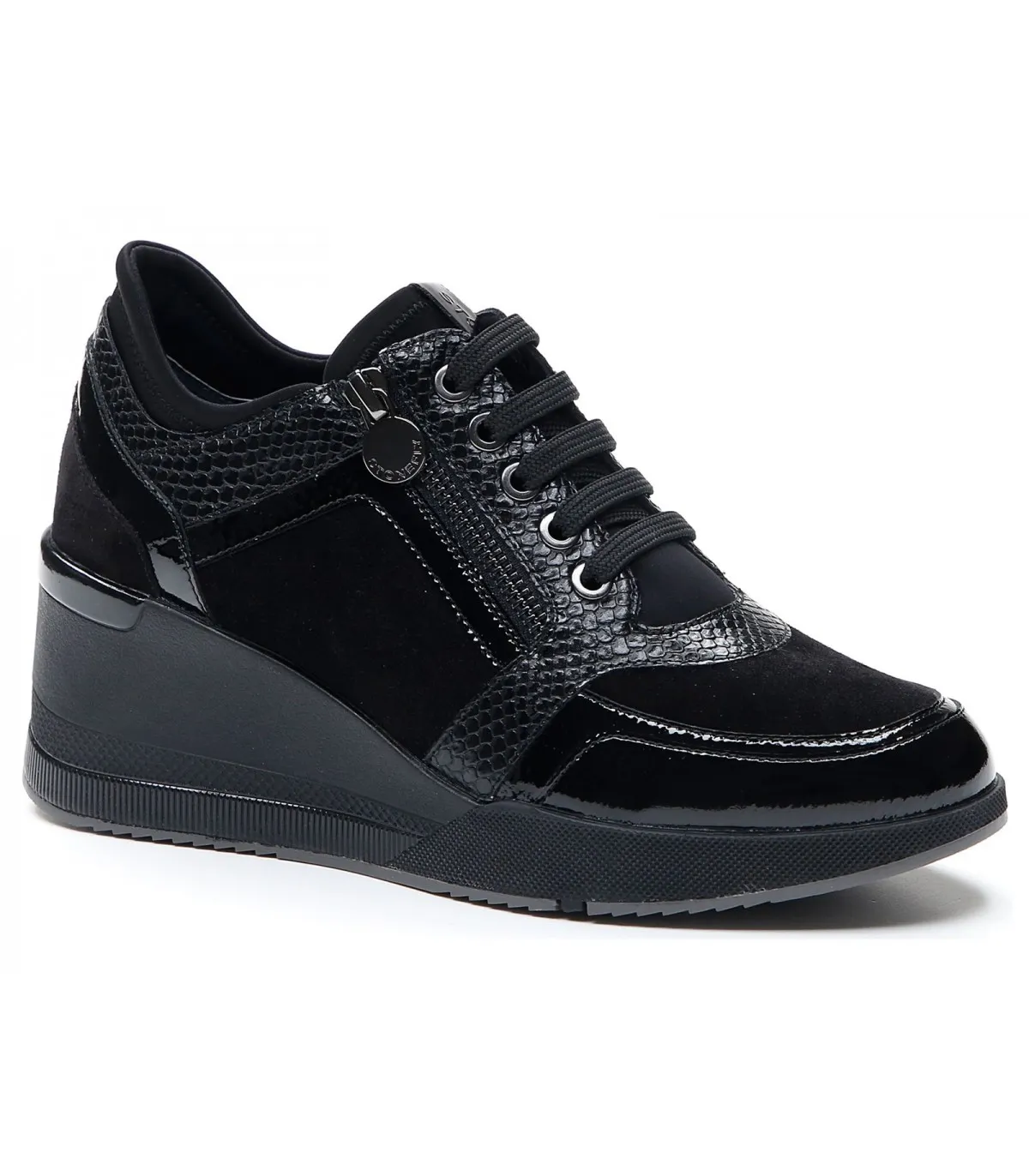 Deportivo de cordones con cuña