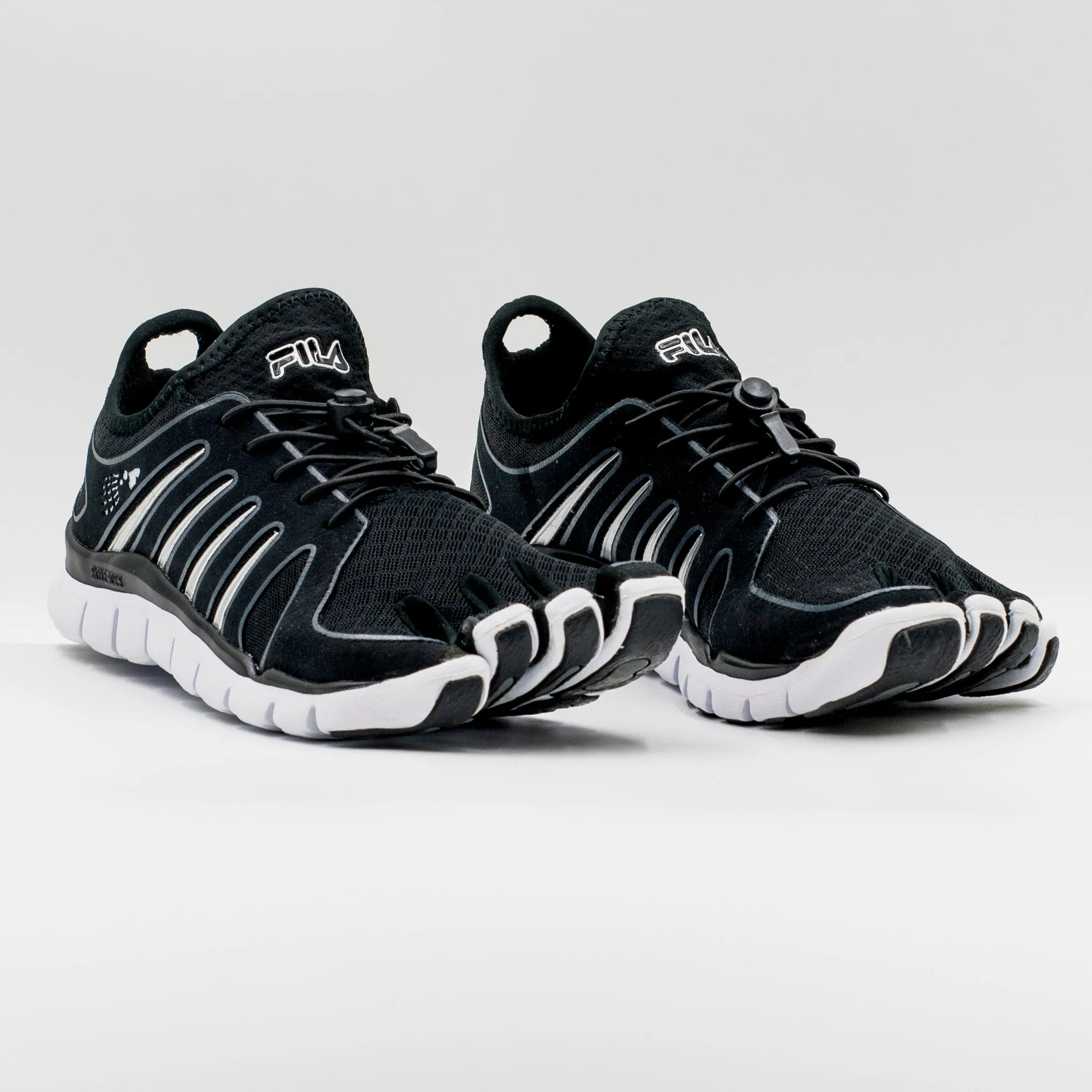 Fila Zapatillas C/Elástico Negro Blanco Hombre Casual