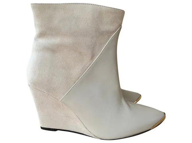 Gestuz Botines Crudo 