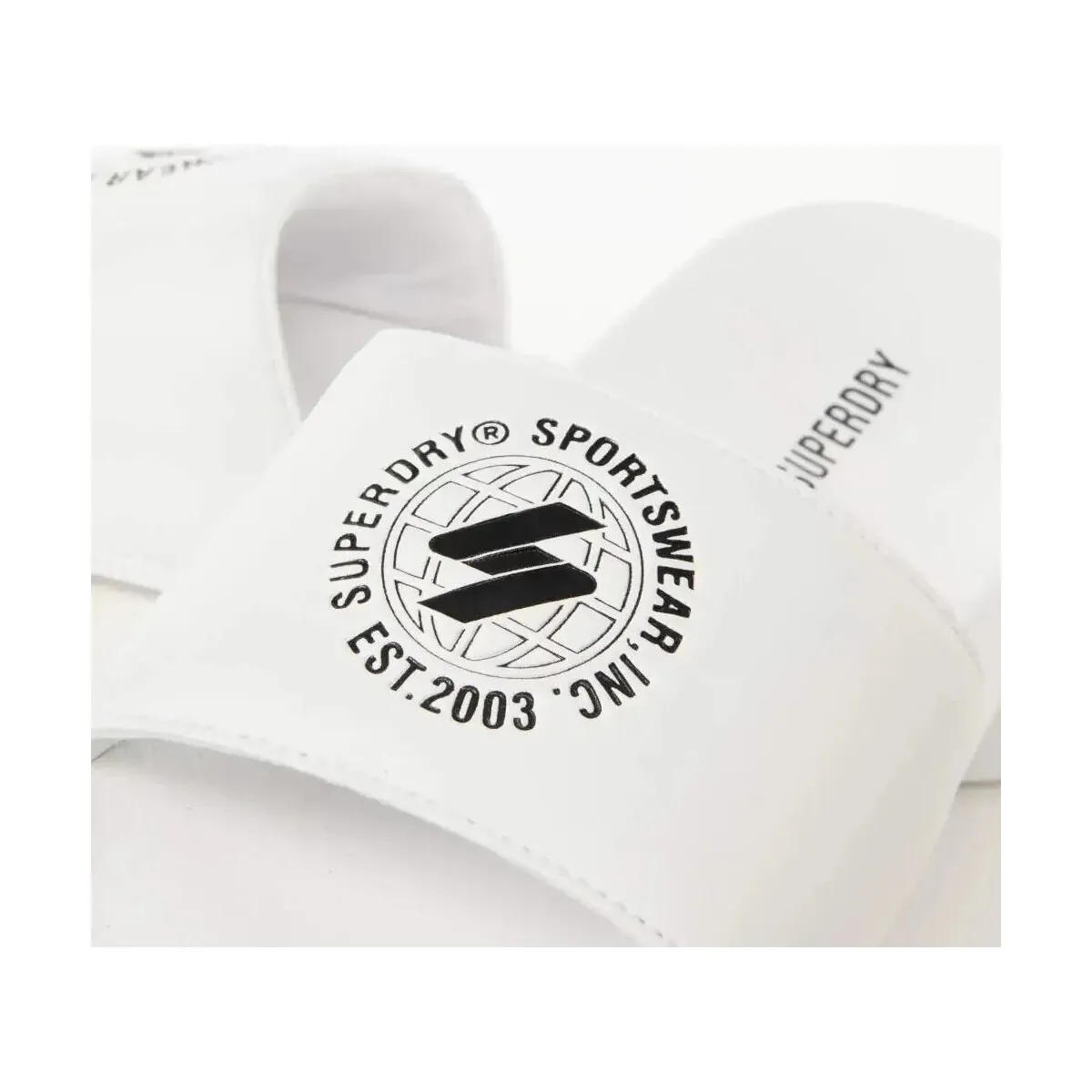 Logo ring