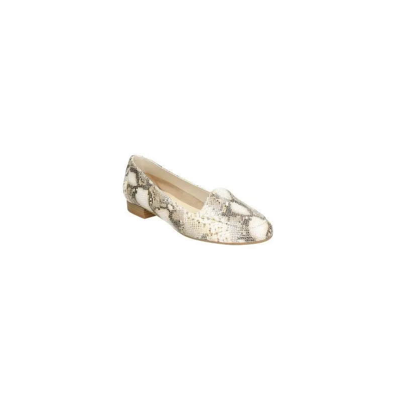 Mocasines de tacon bajo con piel imitando serpiente