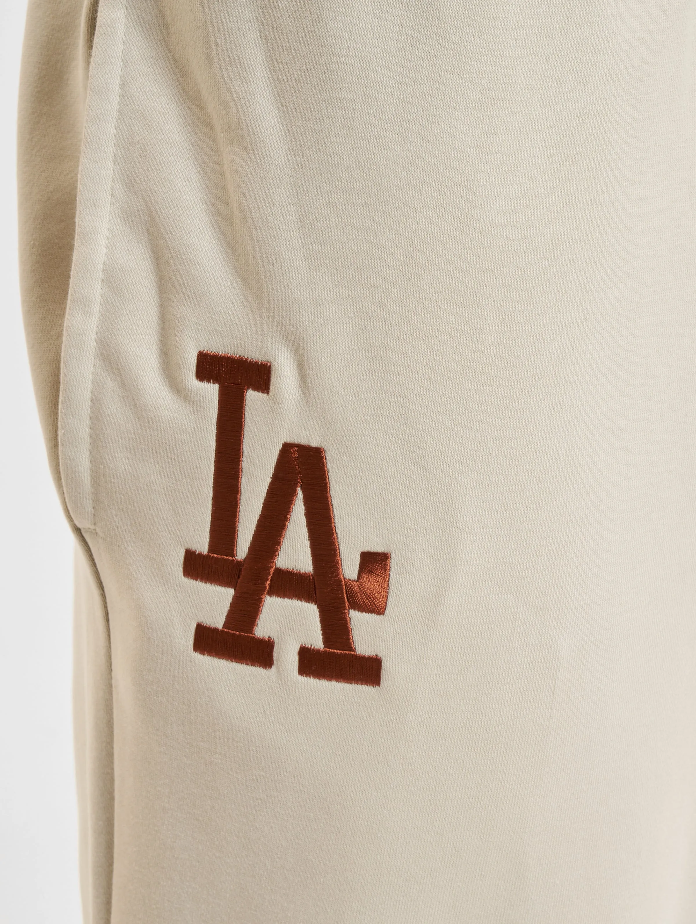 New Era League Essential Jogger