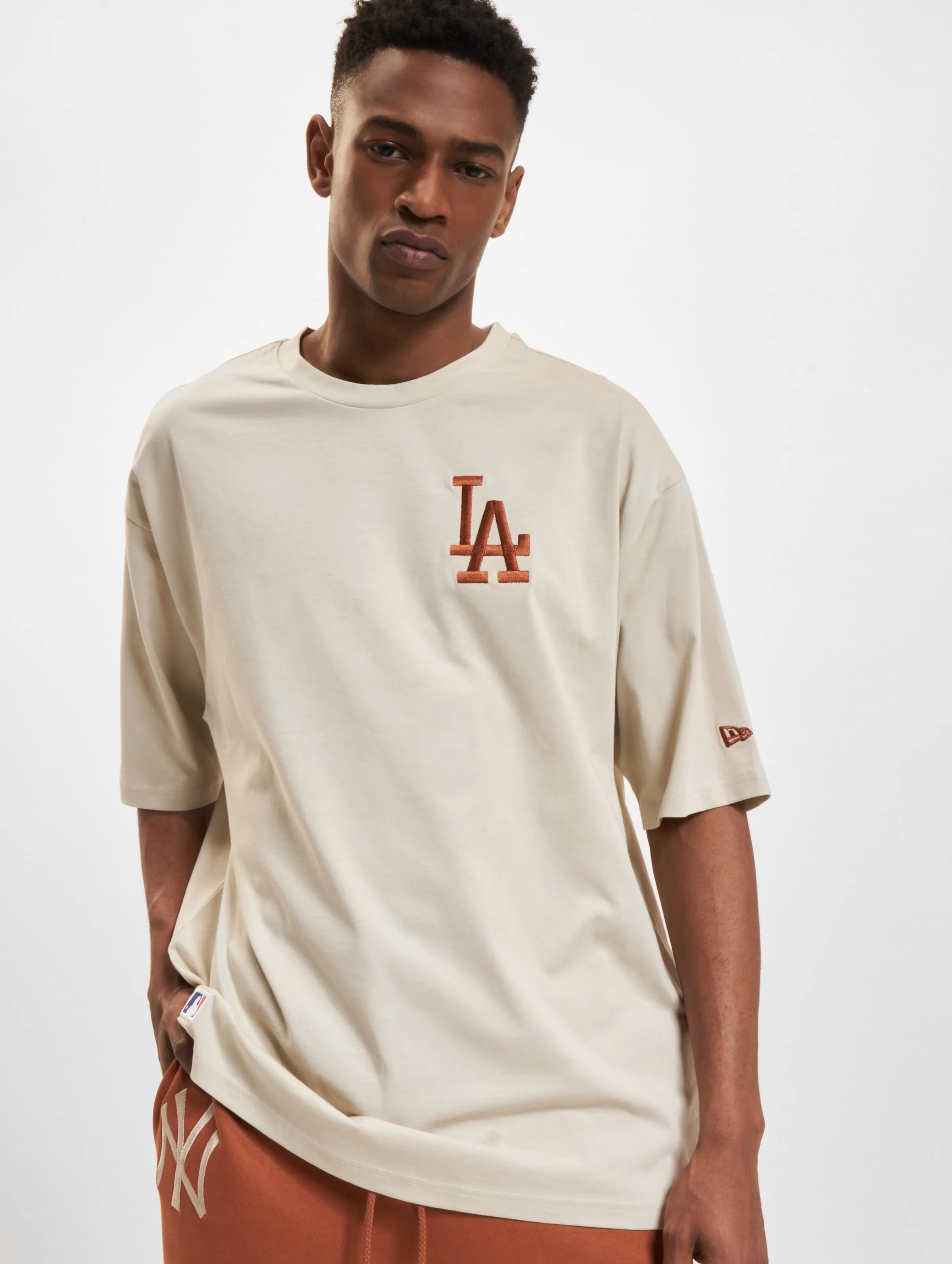 New Era League Essential Lc Oversized
