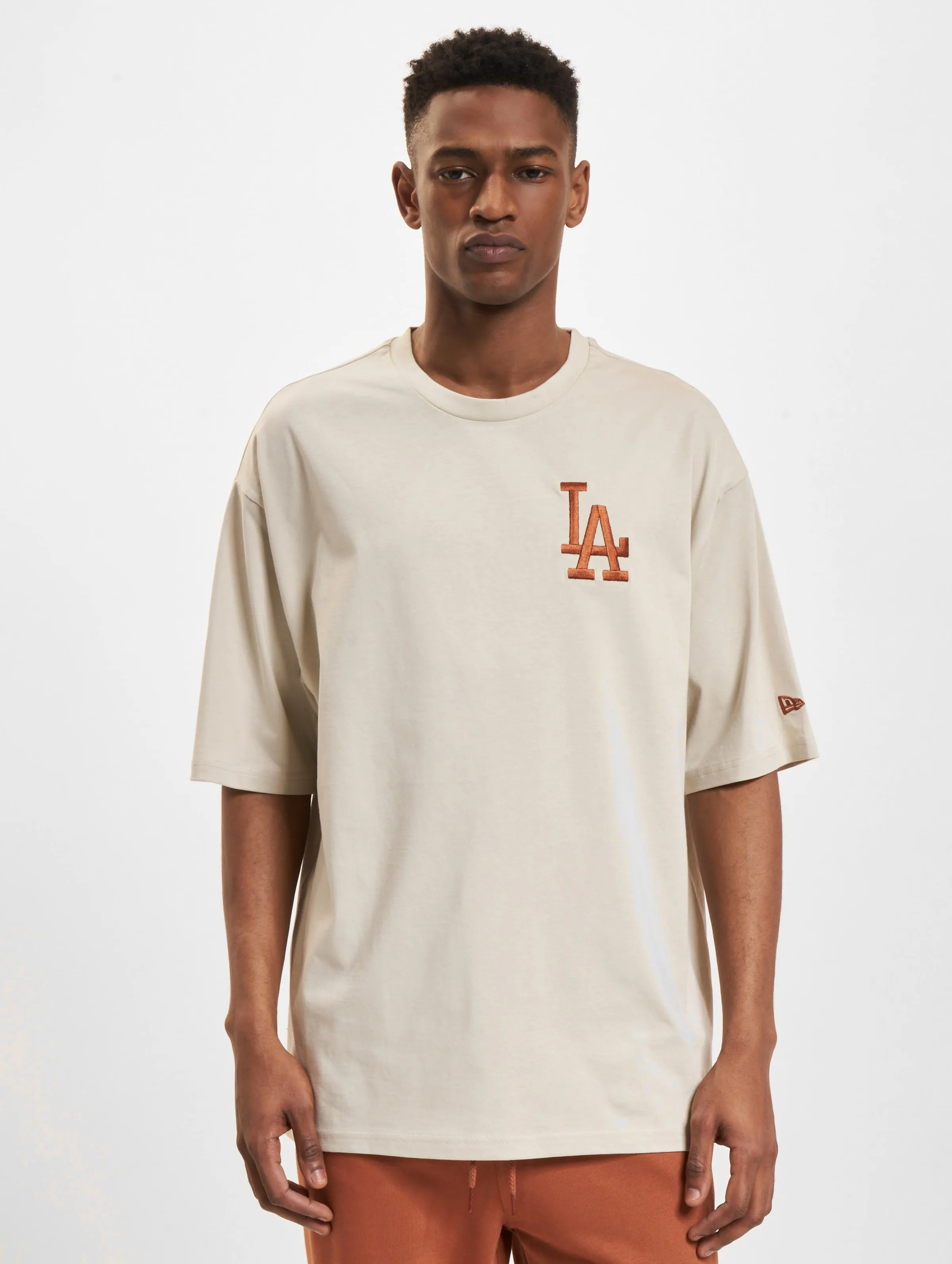 New Era League Essential Lc Oversized