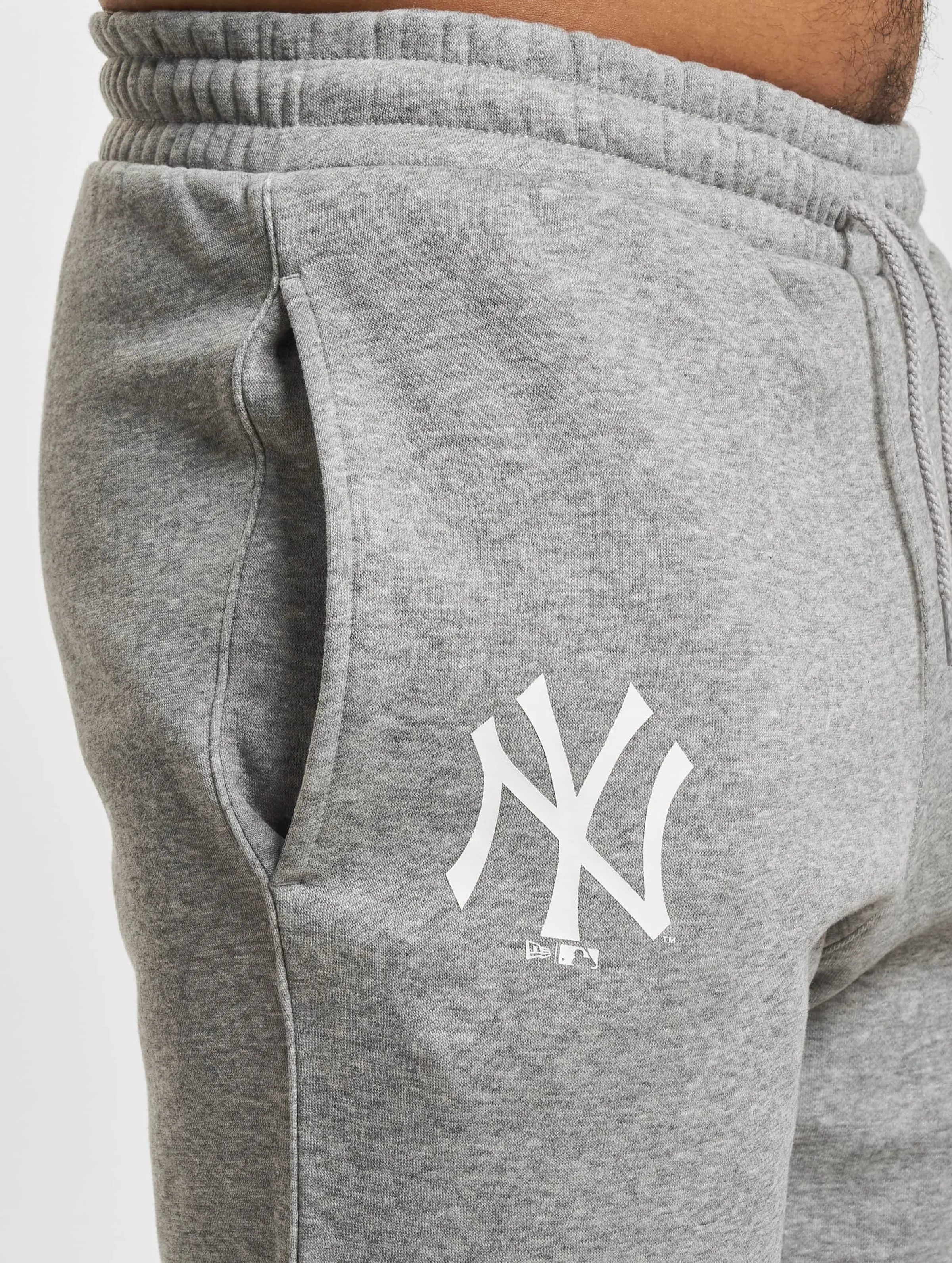 New Era New Era MLB New York Yankees League Essentials Sweat Pants Heather