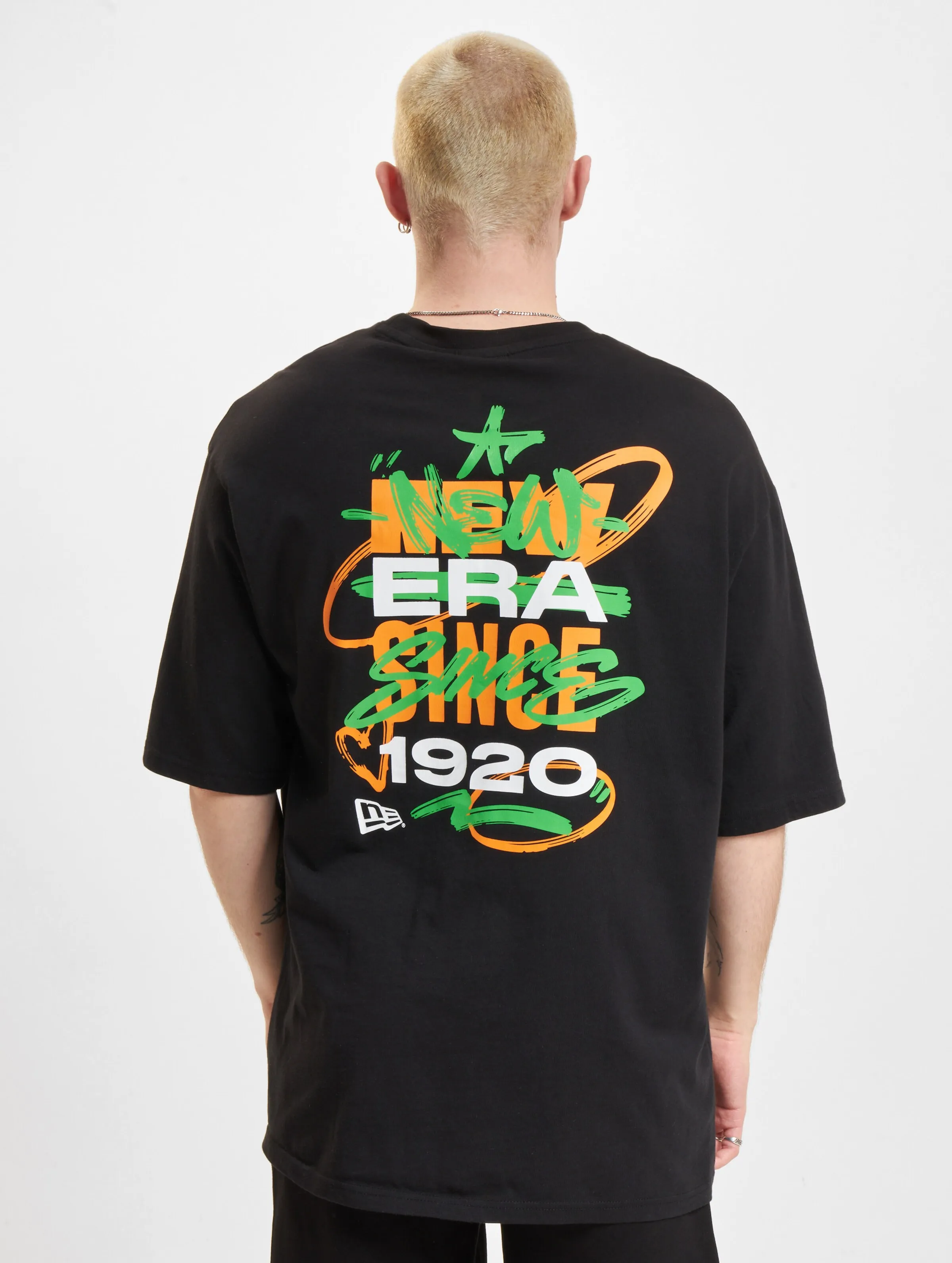 New Era Spray Graphic Oversized