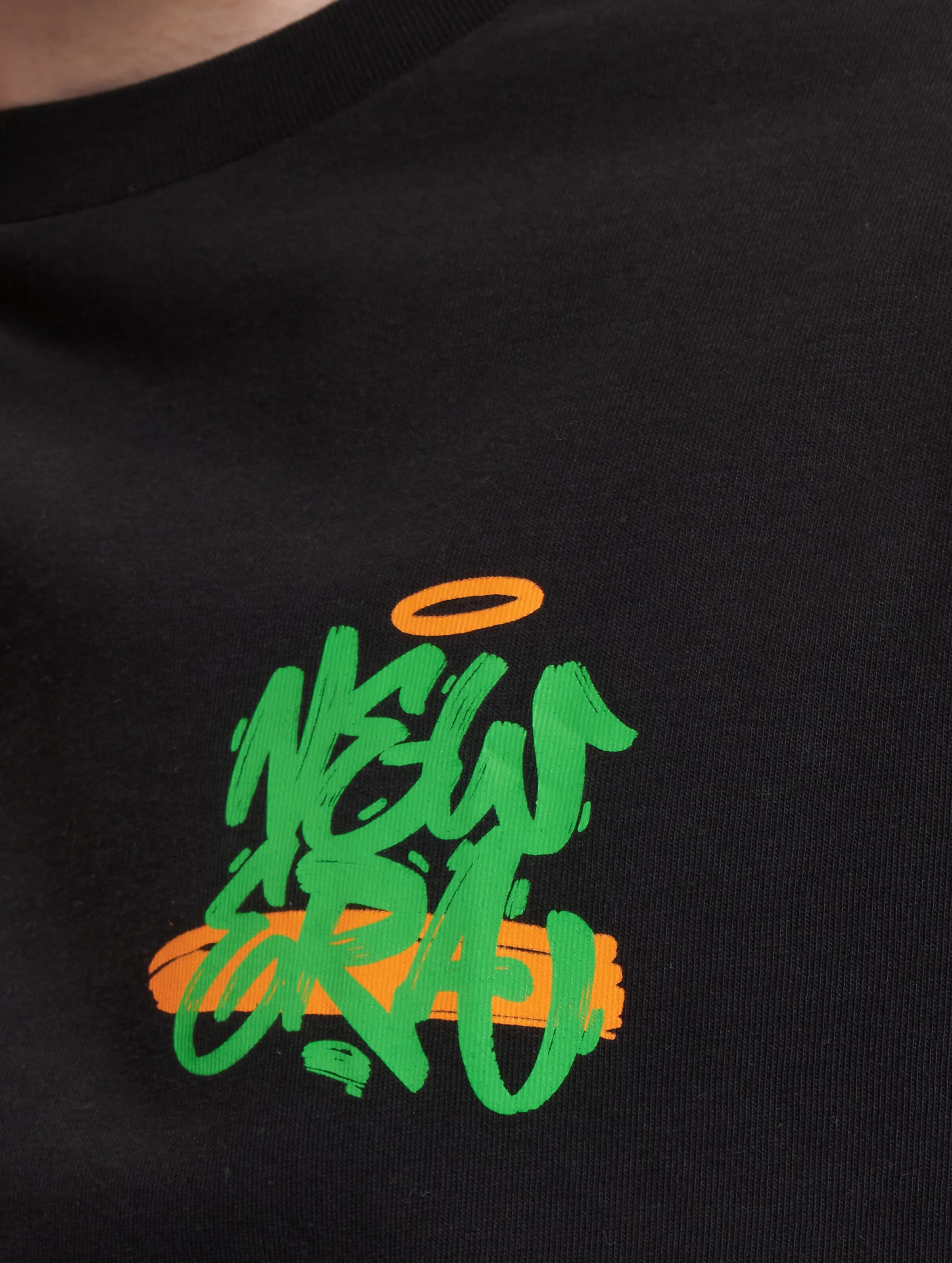 New Era Spray Graphic Oversized