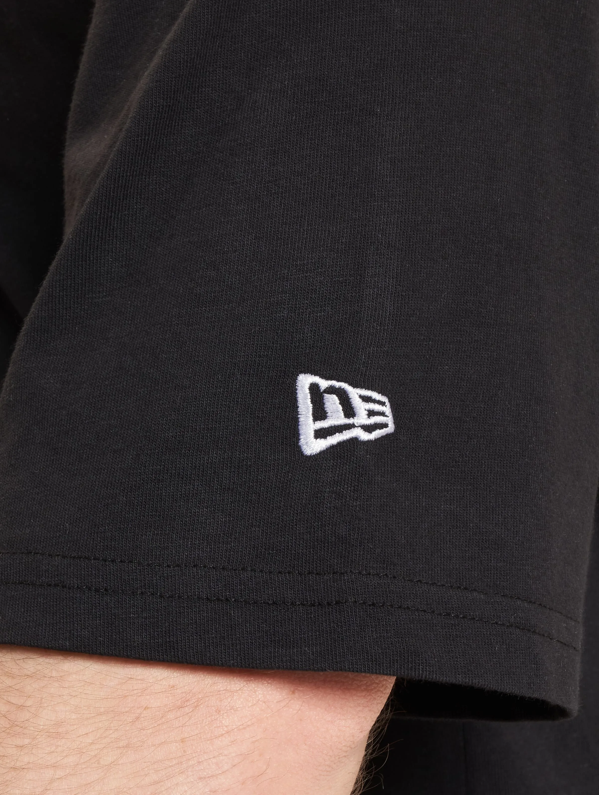 New Era Spray Graphic Oversized