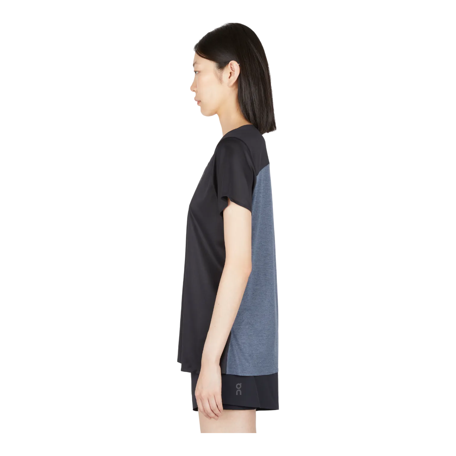 ON PERFORMANCE TSHIRT BLACK FOR WOMEN 202.00237