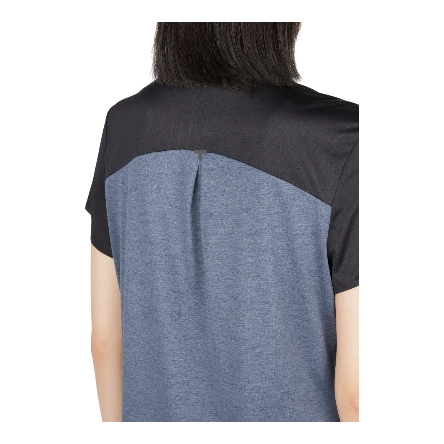 ON PERFORMANCE TSHIRT BLACK FOR WOMEN 202.00237