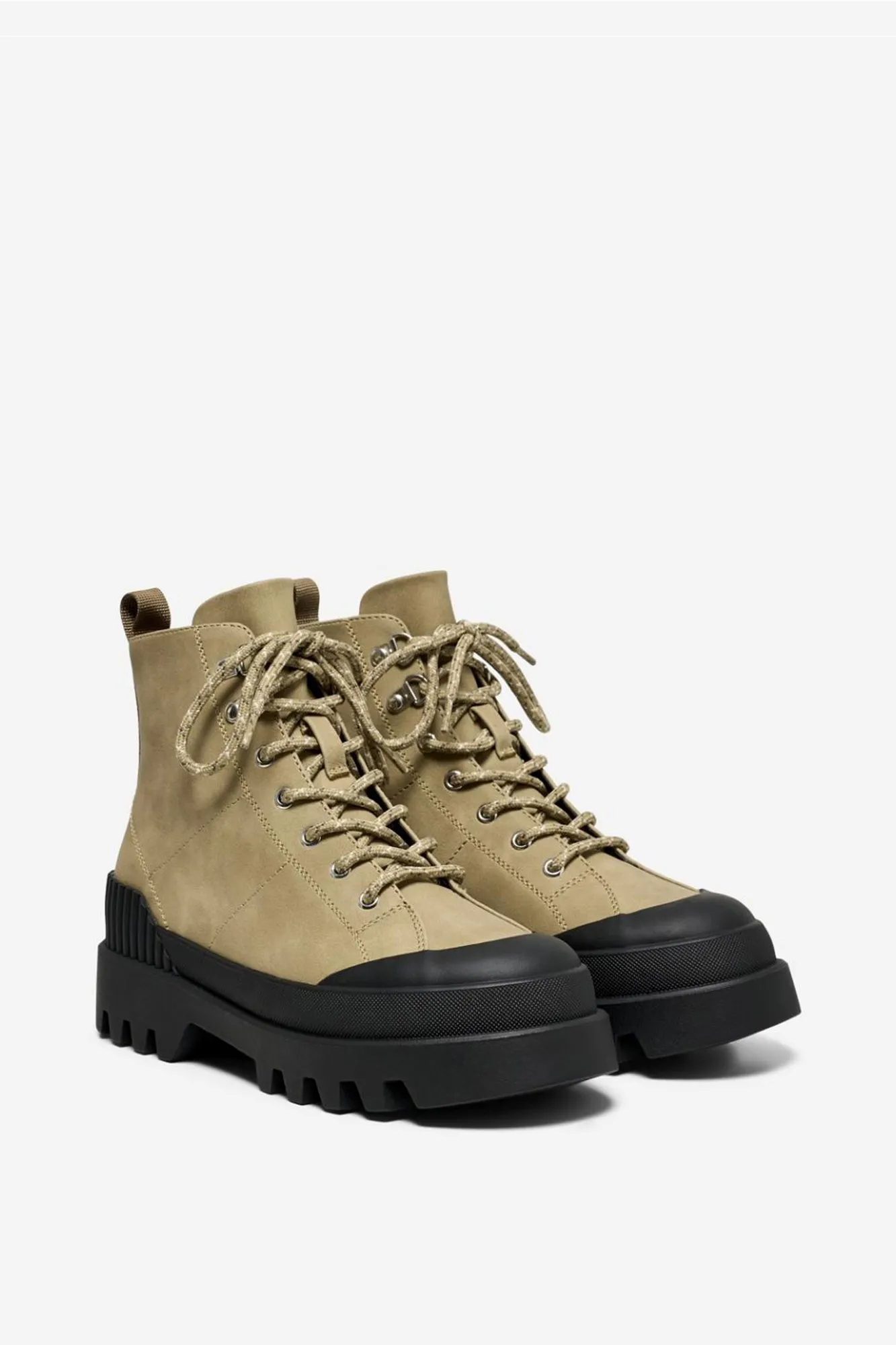 Only Botas con cordones
