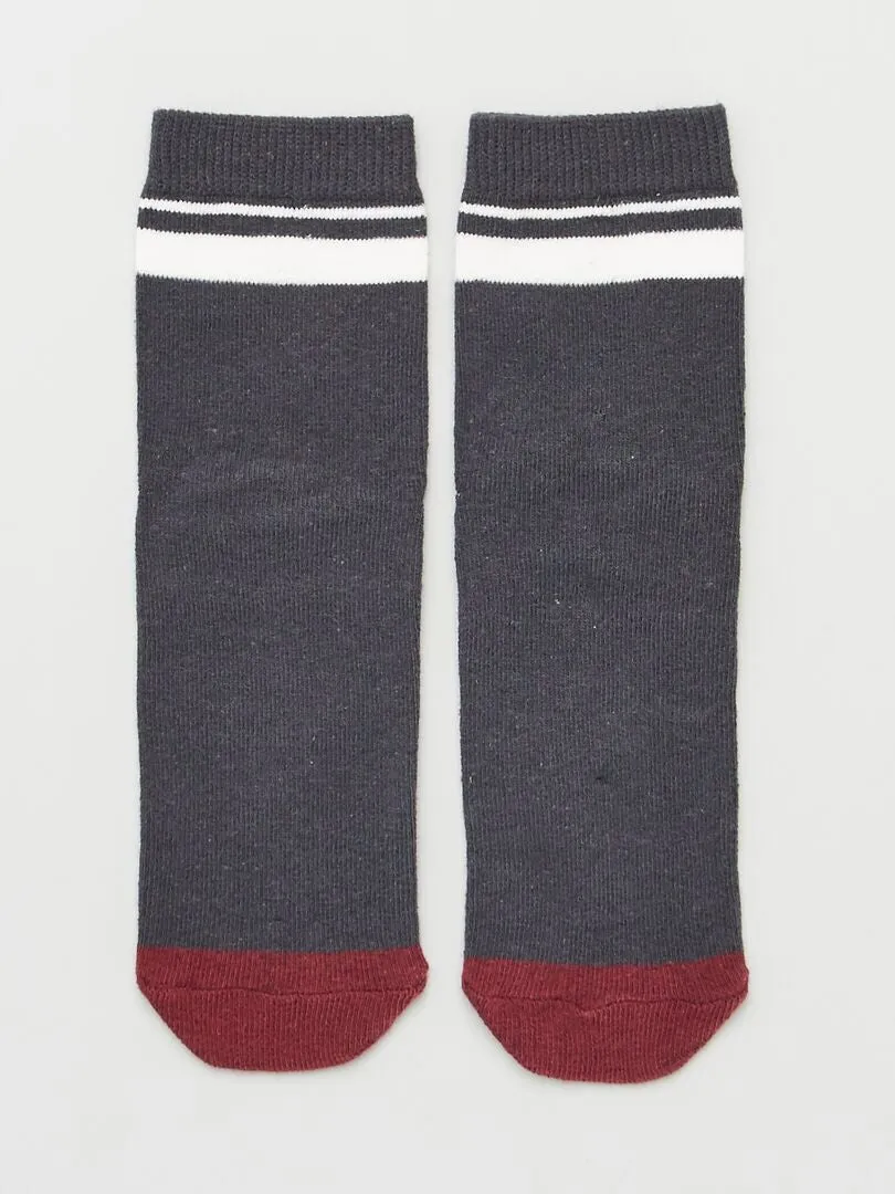 PACK DE 5 PARES DE CALCETINES DE ESTILO DEPORTIVO  ROJO