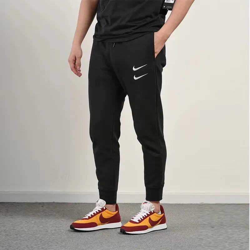 Pantalón de Chándal Nike «Doble Swoosh»