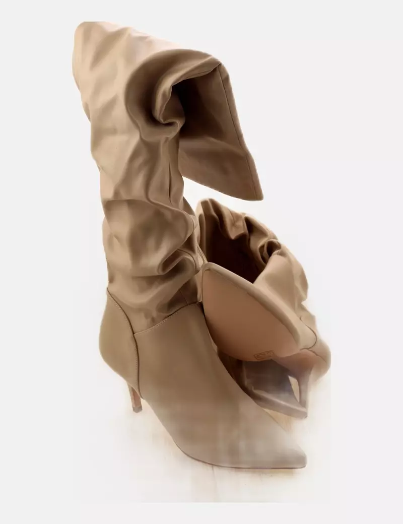 Prettylittlething Botas altas beige polipiel
