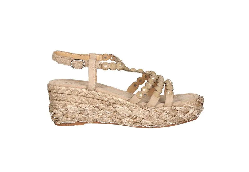 Sandalia t Nobuck Taupe Tiras Tachas Redondas CuÑa Esparto