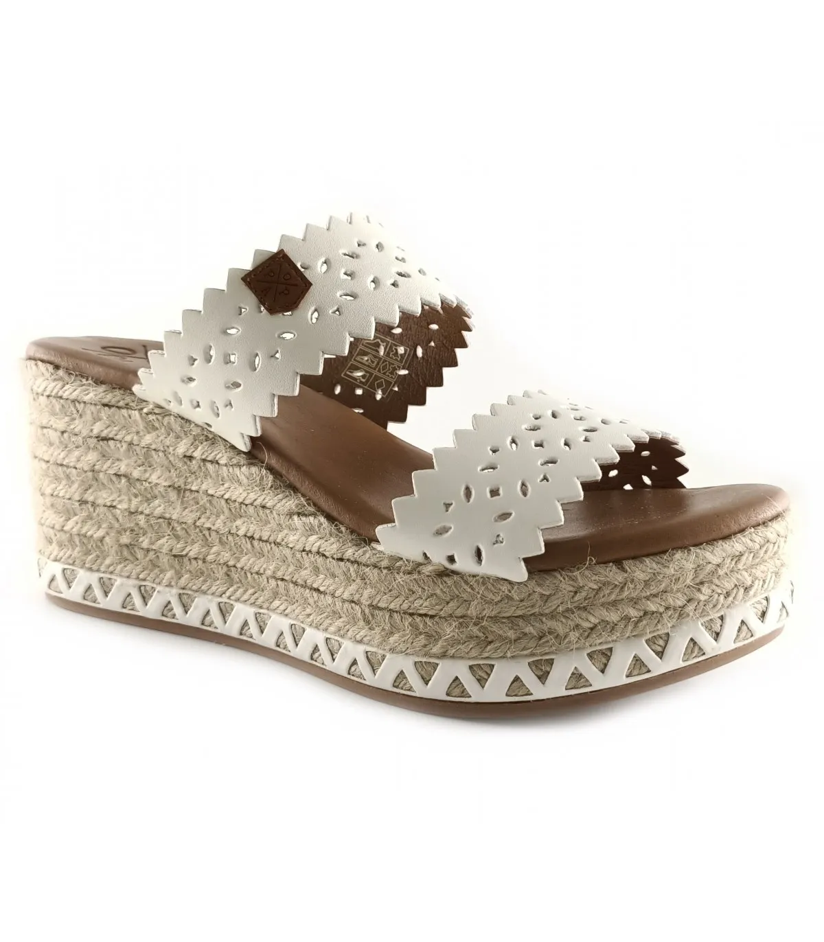 Sandalias de color blanco con plataforma