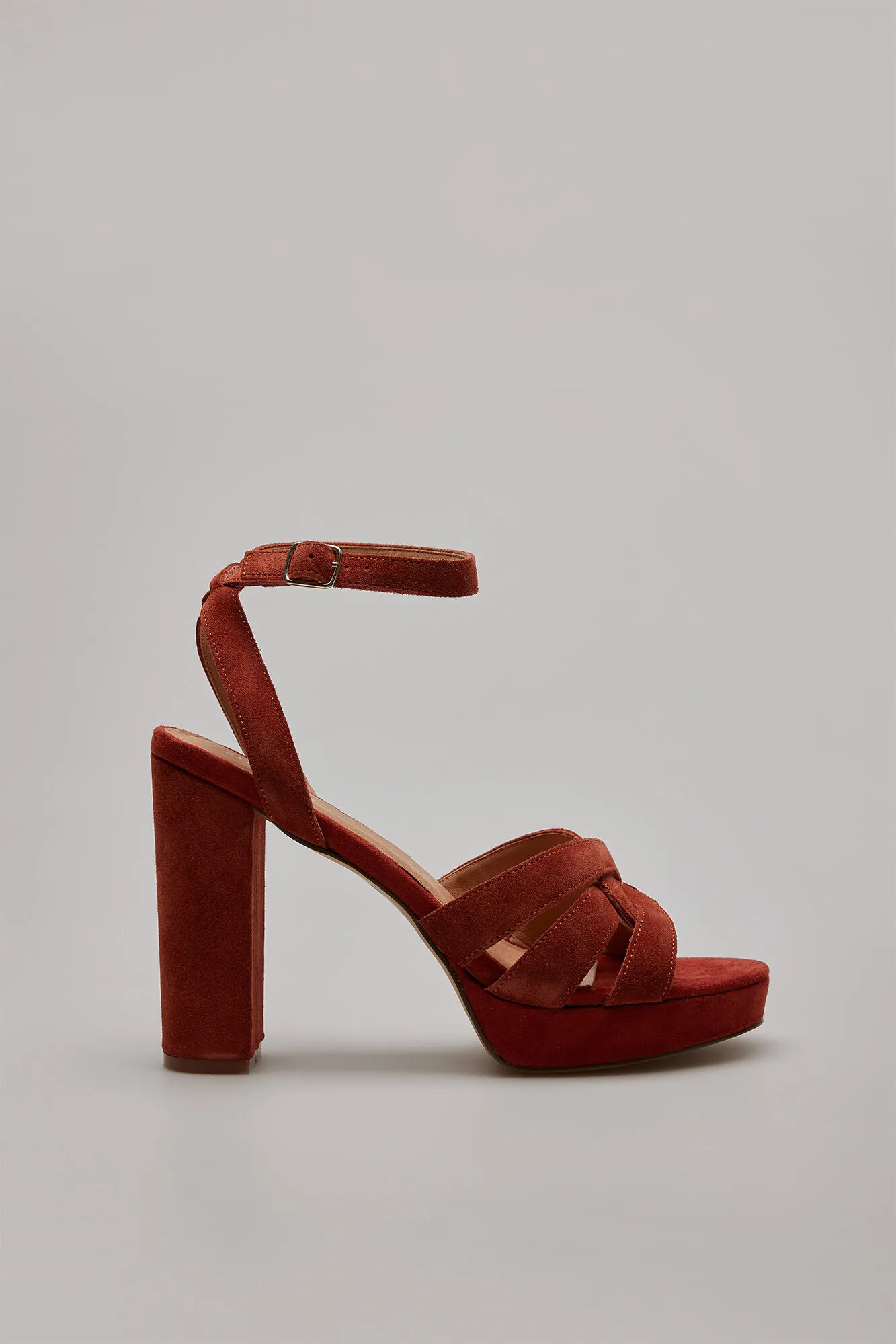 Slowlove Sandalia tacón de piel