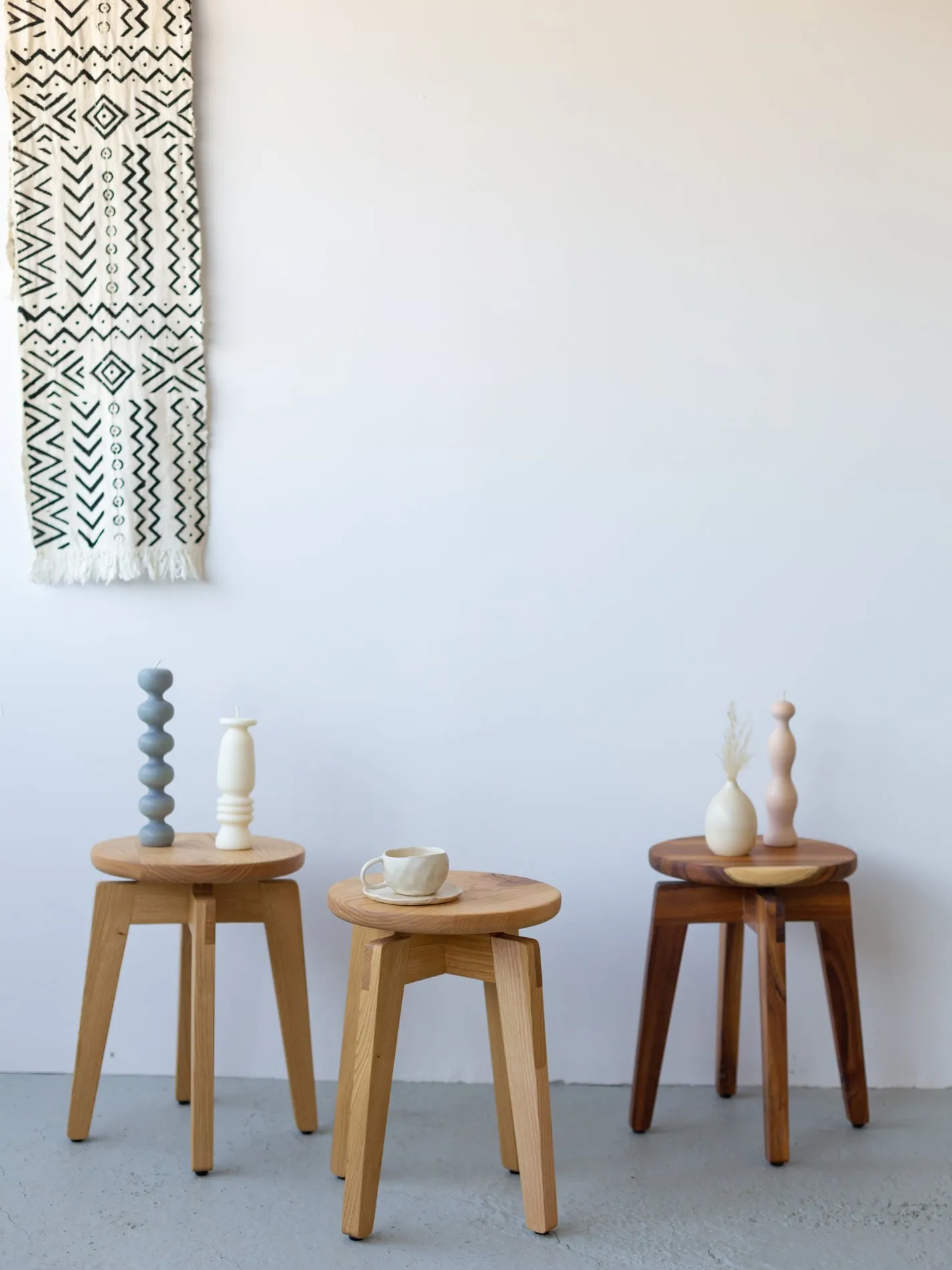 Taburete Raíz 63cm Castaño