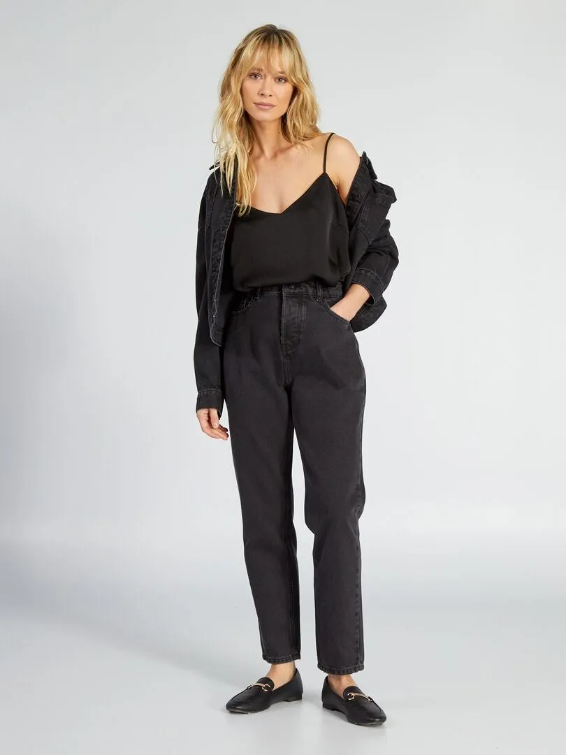 TOP DE TIRANTES FINOS DE RASO  NEGRO