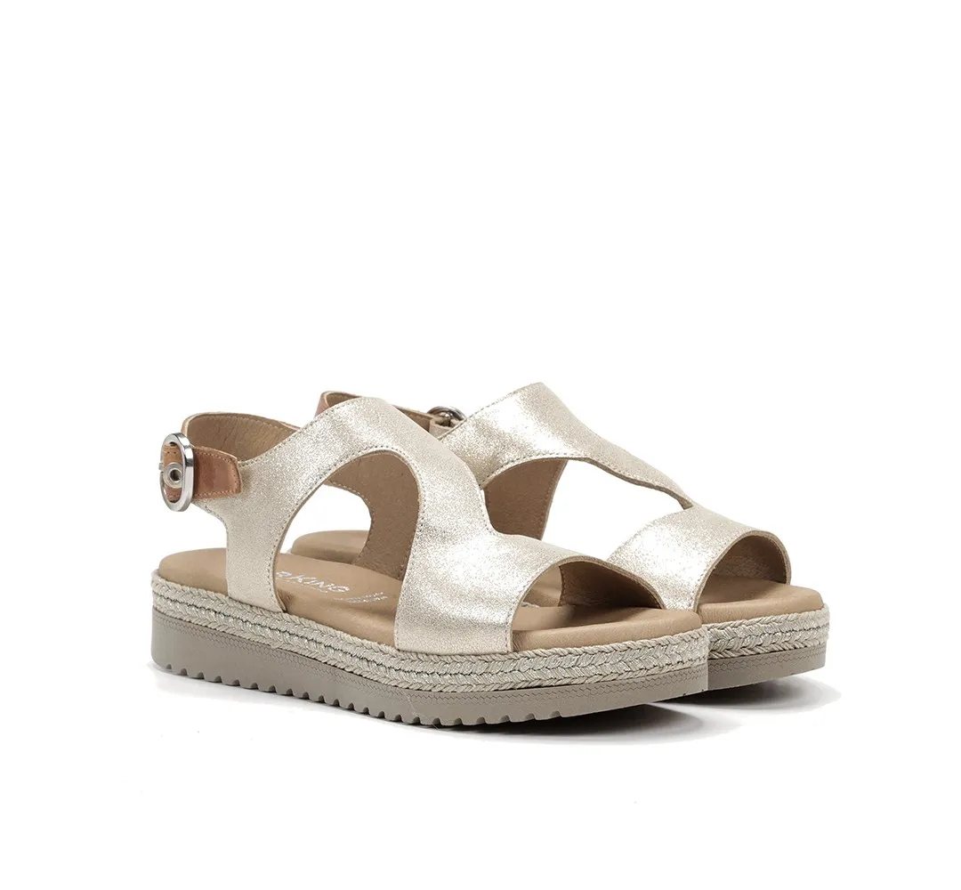 WENT D8234 Sandalia Dorada
