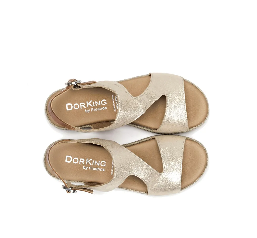 WENT D8234 Sandalia Dorada