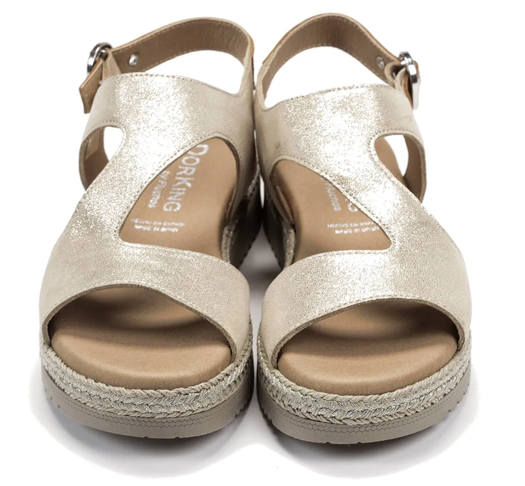WENT D8234 Sandalia Dorada