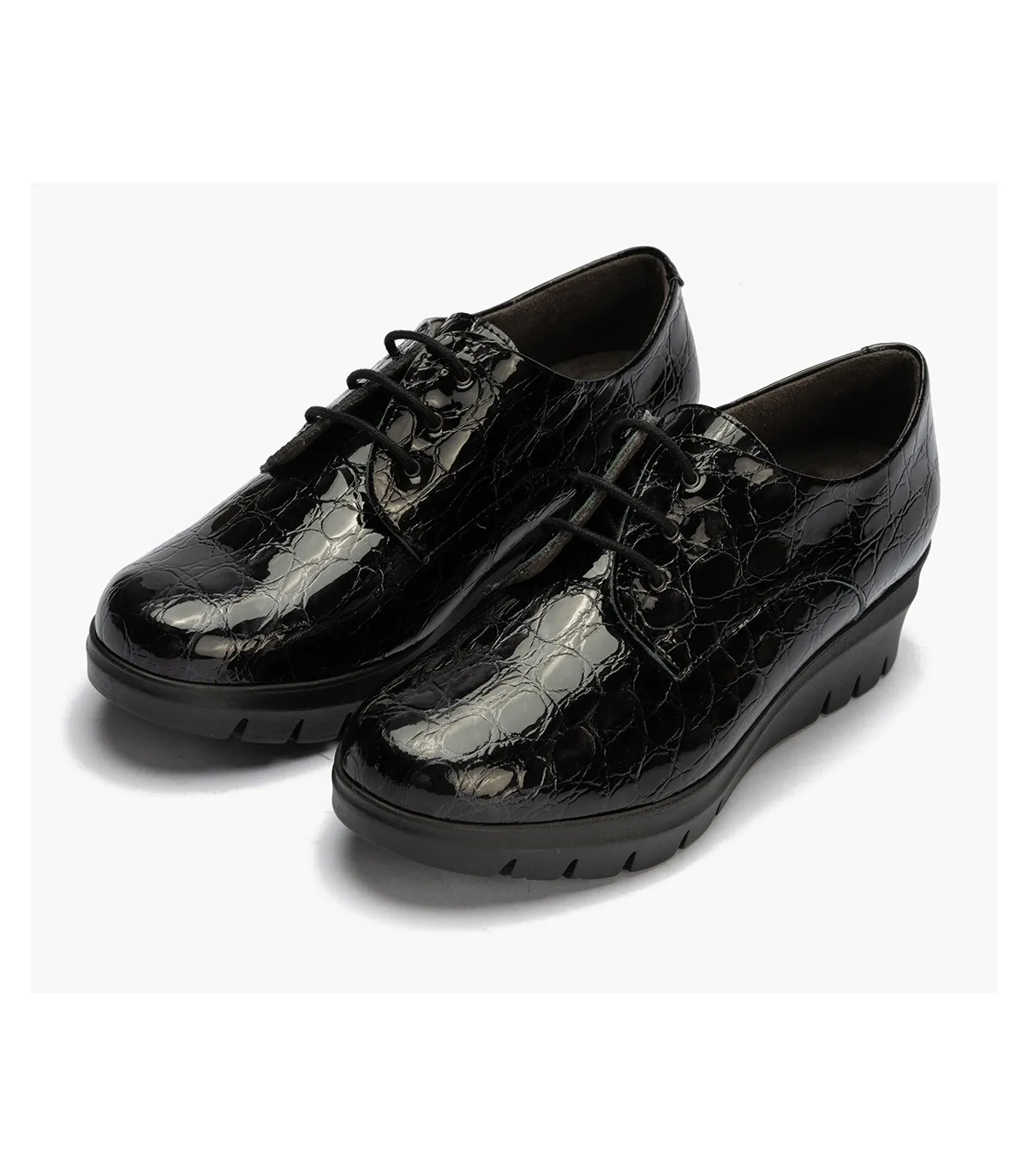 Zapato con plataforma para mujer en color negro